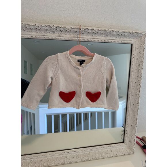 Baby Gap Valentines White Red Heart Pocket Knit Cardigan Sweater Size 18-24M - Picture 2 of 3